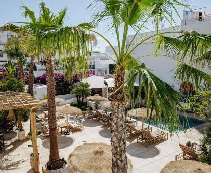 parejas liberales ibiza|Top 20 Hoteles SOLO ADULTOS en IBIZA (Adults Only).